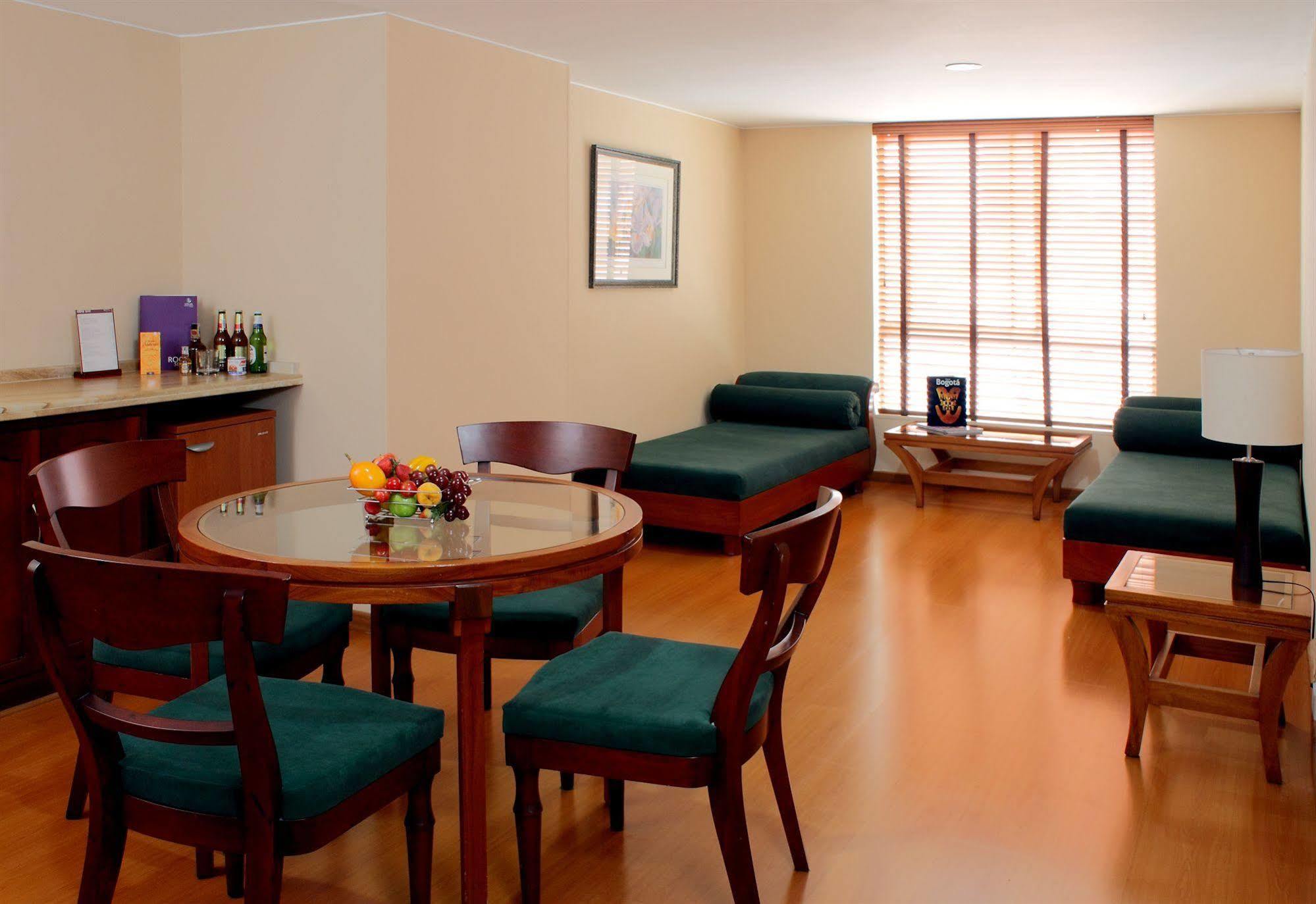 Hotel Estelar Suites Jones Bogotá Zimmer foto
